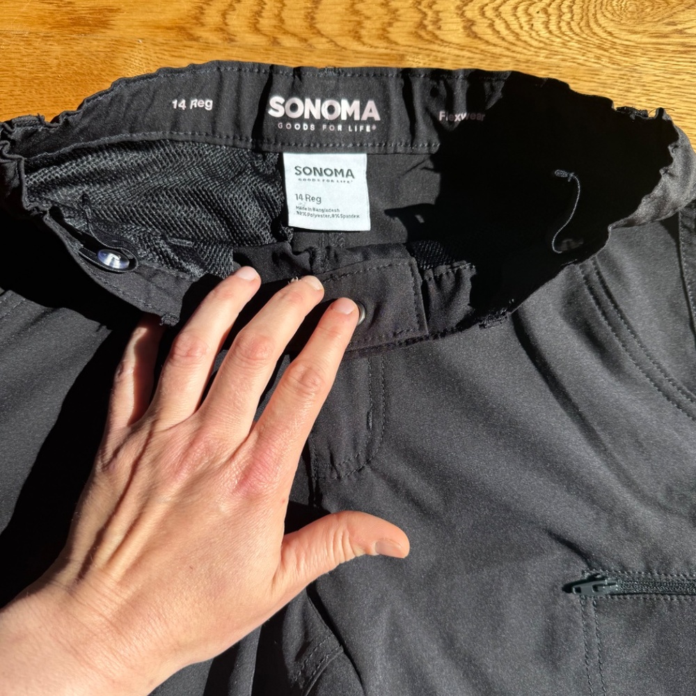 Boys shorts like new - Picture 14 of 16